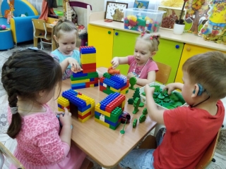 Строительные игры в детском саду во 2 младшей группе -2
